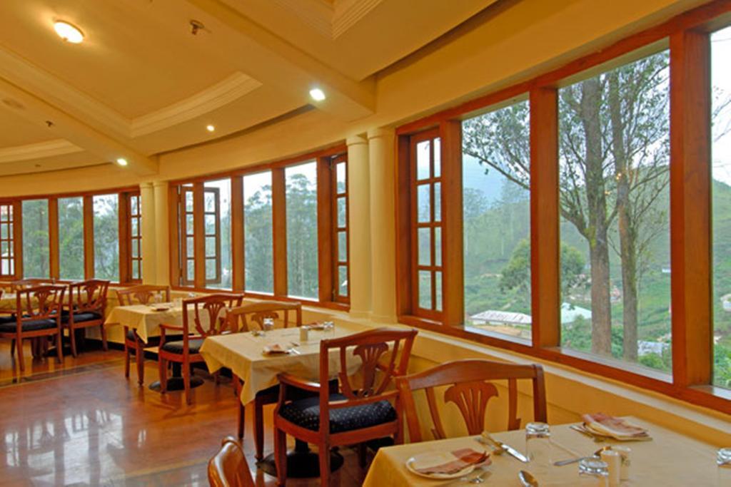 Tea County Hotel Munnar Exterior photo